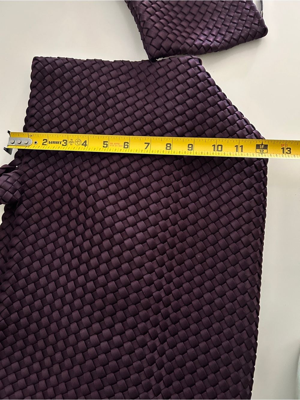 Naghedi St. Barth’s Large tote with small pouch in Aubergine - Picture 8 of 10